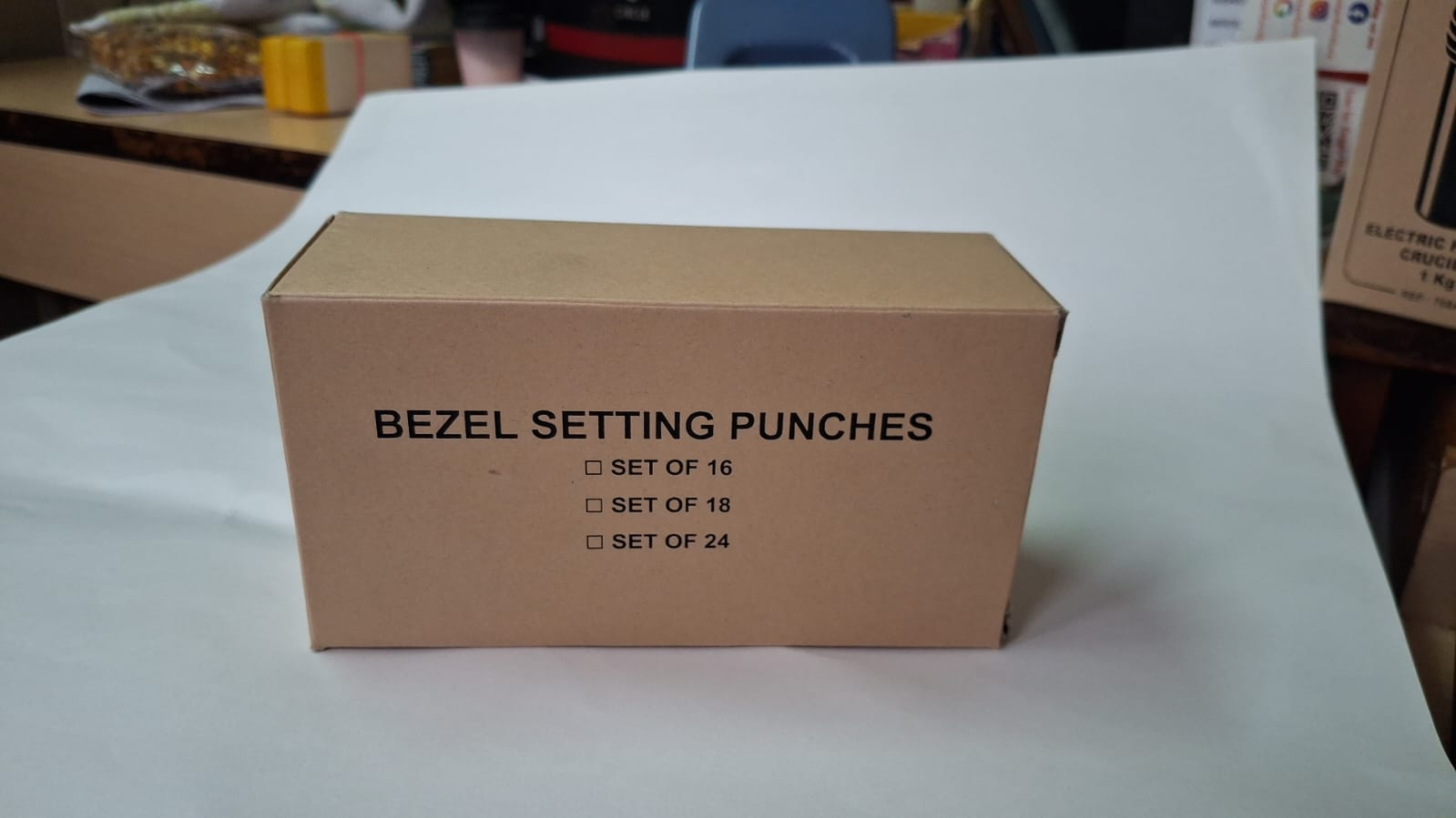 Kraft carton printed for a bezel setting punches set